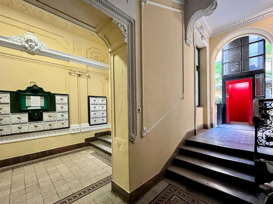 Edna Studio With Balcony Budapest Exterior photo